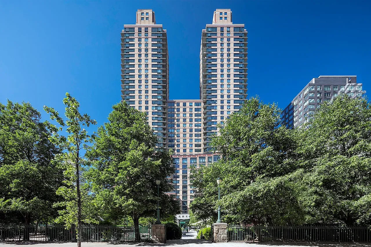 75 West End Avenue — Photo 3