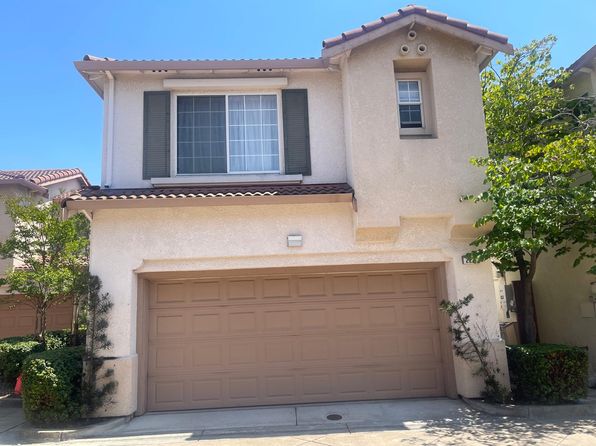 2222 Kingfisher Ct