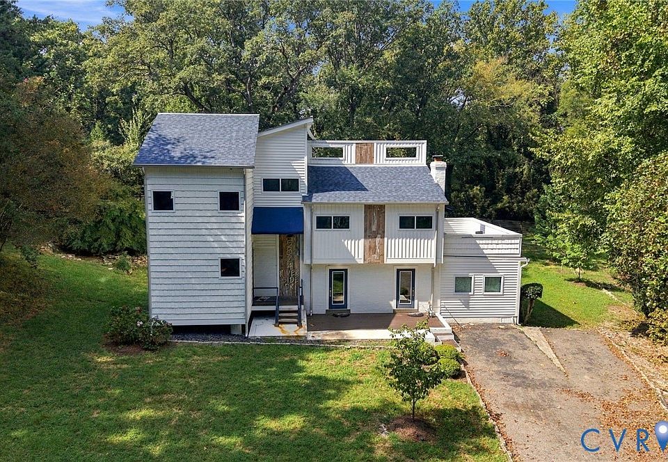 1st image of 5824 Riverside Dr