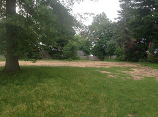 8046 Teakwood Dr, Jenison, MI 49428