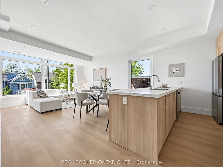 102 Boultbee Ave #B — Photo 7