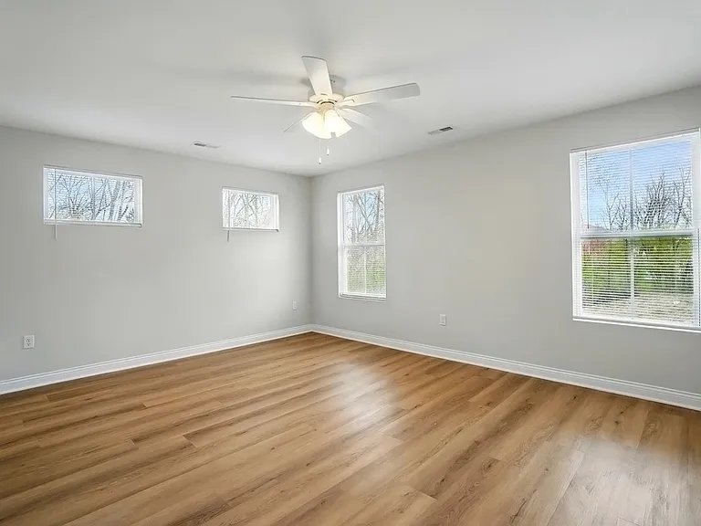 3178 Cobblestone Ln — Photo 25