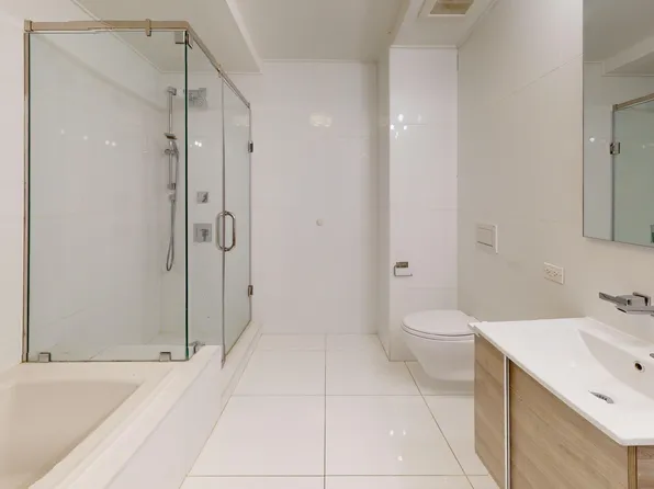 237 East 34th Street image 13 of 30