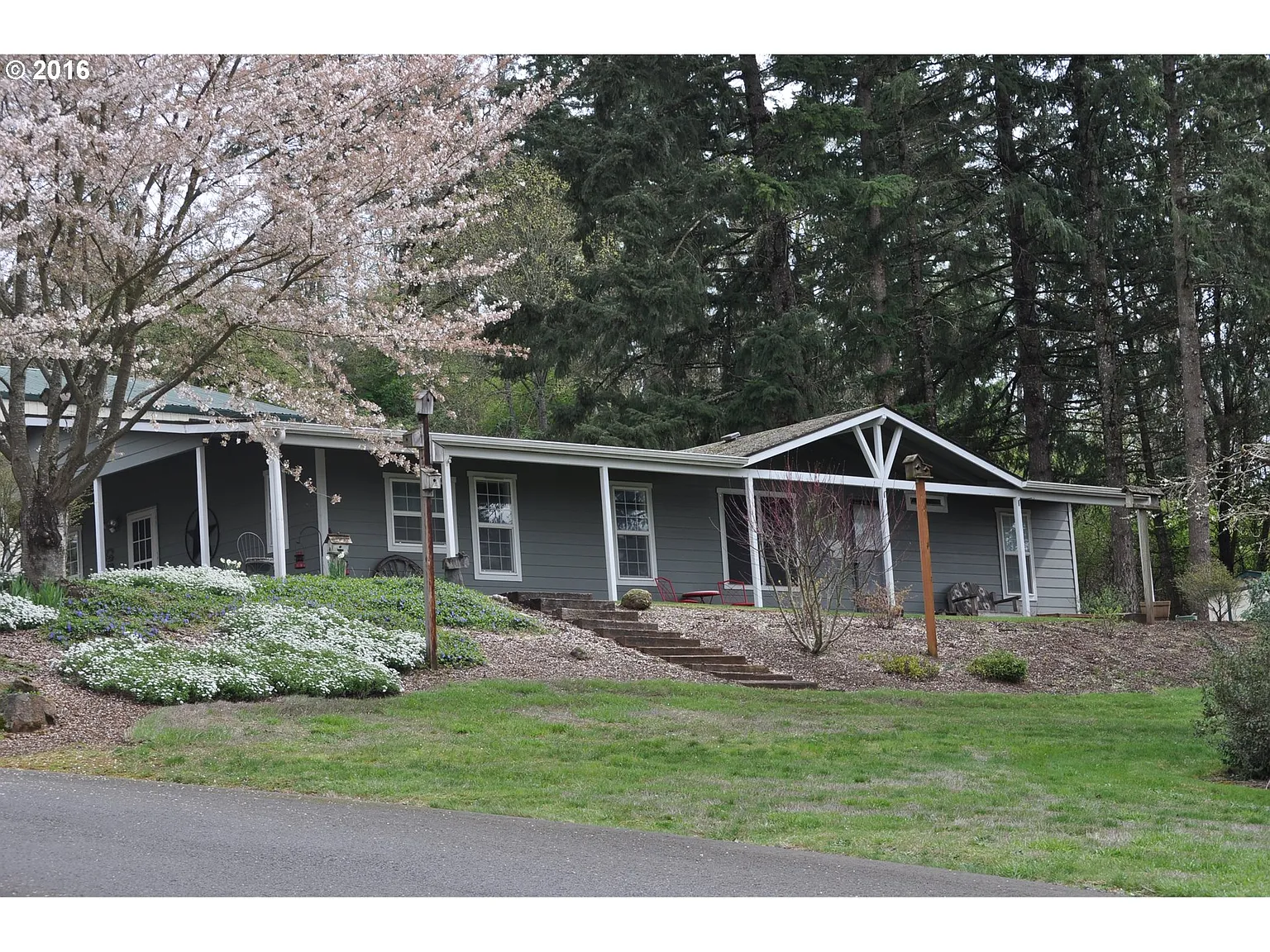 32011 NE Corral Creek Rd photo 1