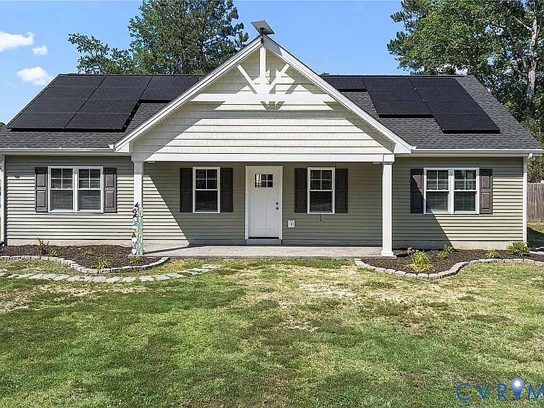 3 bed, 1600 sqft, $2,200 — Photo 1