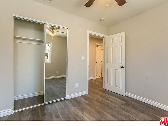5th image of 3618 W 106th St