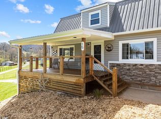 15 Ravenwood Rdg, Canton, NC 28716