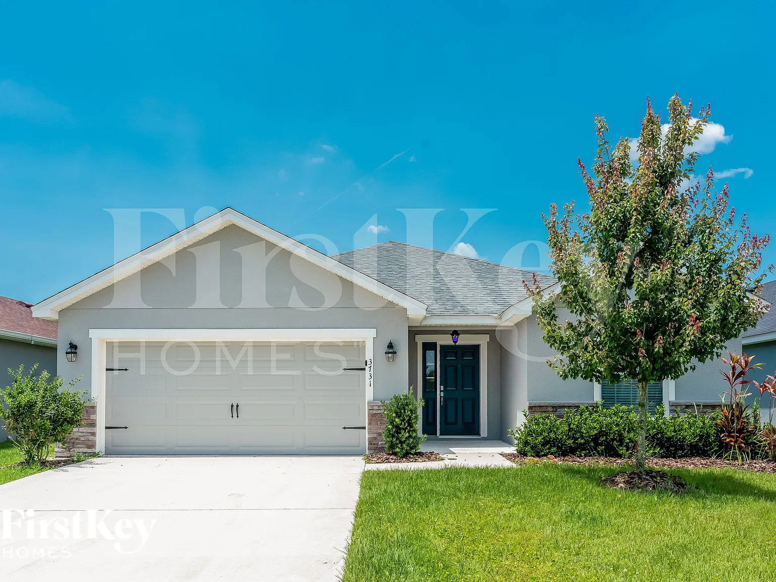 4 bed, 2.0 bath, 2094 sqft, $2,805 — Photo 1