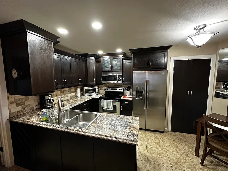 2700 S White Mountain Rd #407 — Photo 1