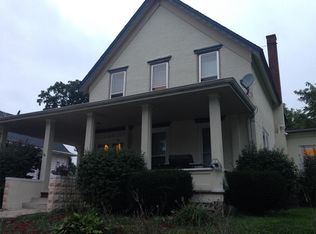 105 Brown St APT B, Valparaiso, IN 46383