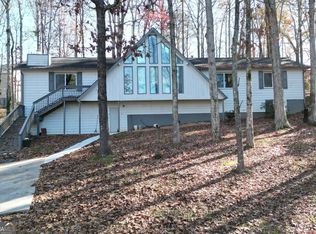 2374 Forest Green Dr, Marietta, GA 30062