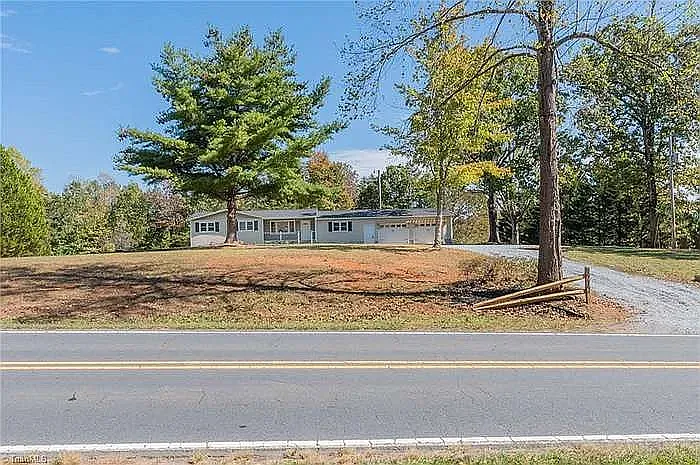3212 Finch Farm Rd — Photo 1