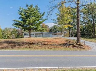 3212 Finch Farm Rd, Trinity, NC 27370