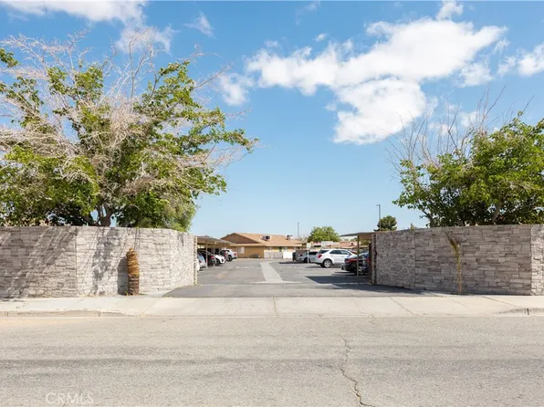 11200 Chamberlaine Way, Adelanto, CA 92301