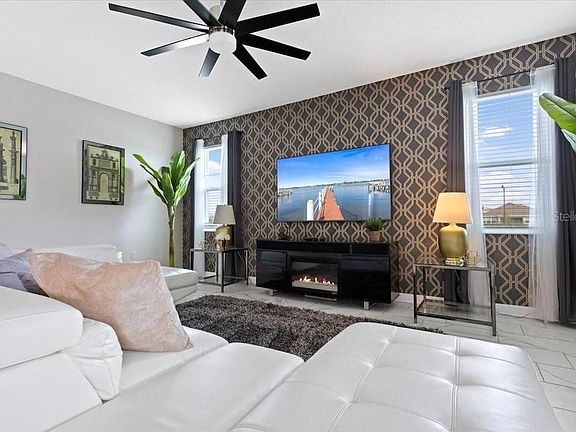 4th image of 2883 Stanza Ct