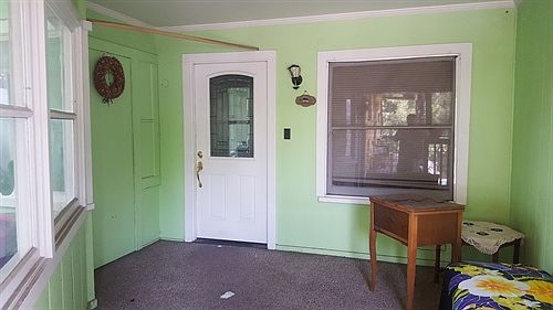 1st image of 14510 Lakeshore Dr #5