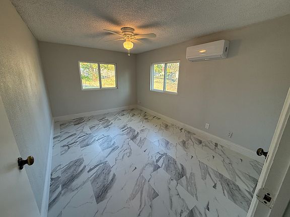 3rd image of 4550 Stonewall Cv