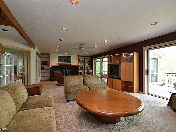 4th image of 29299 Orangewood Dr