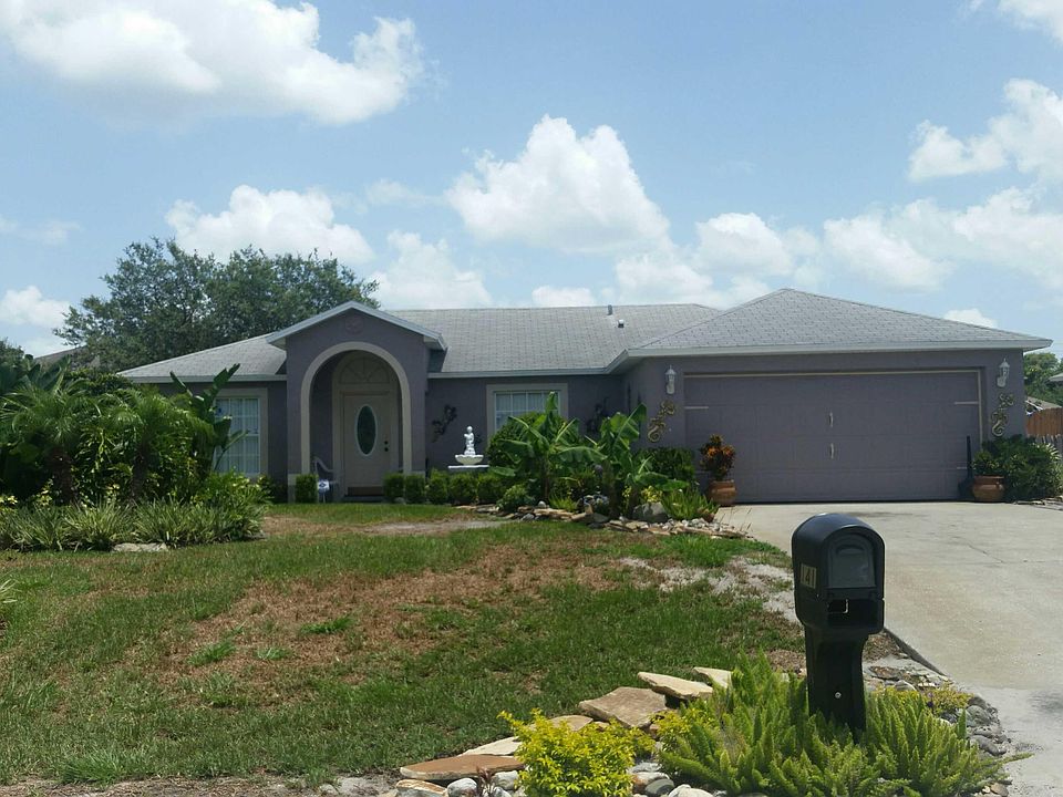 1st image of 141 Highland Dr