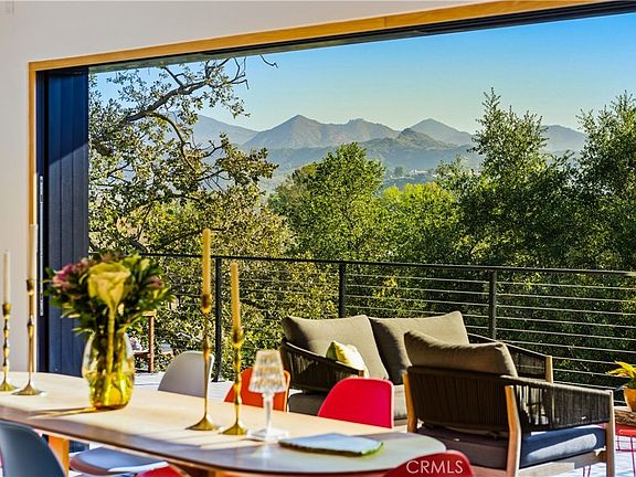 5th image of 976 Ranch House Rd