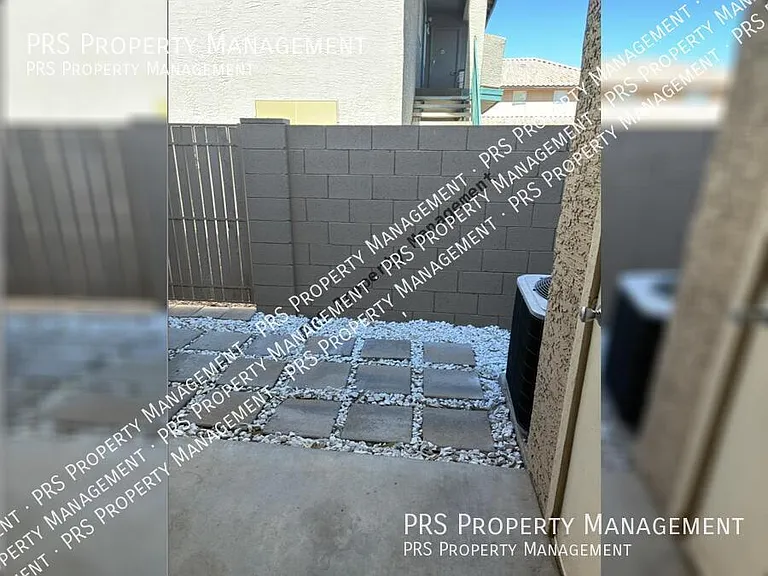 3005 E Cicero St #103 — Photo 8