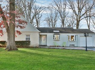 70 Highridge Rd, New Rochelle, NY 10804