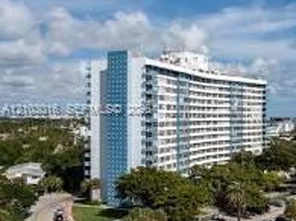 7441 Wayne Ave APT 10K, Miami Beach, FL 33141