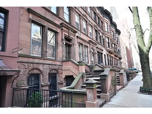 Rented by Aclawrence | media 11