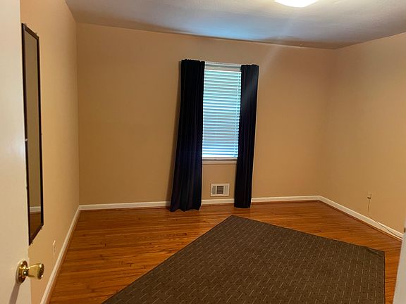 5th image of 190 McConnell Dr