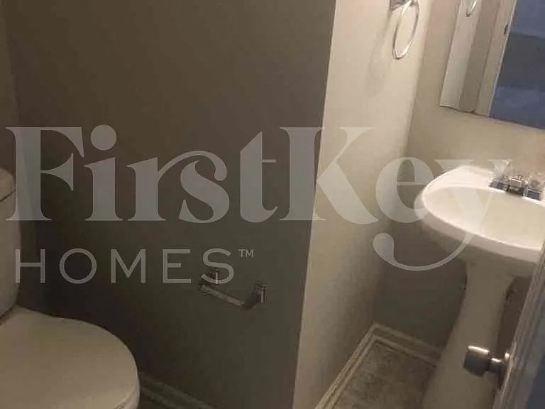 5702 N Jefferson Dr — Photo 8