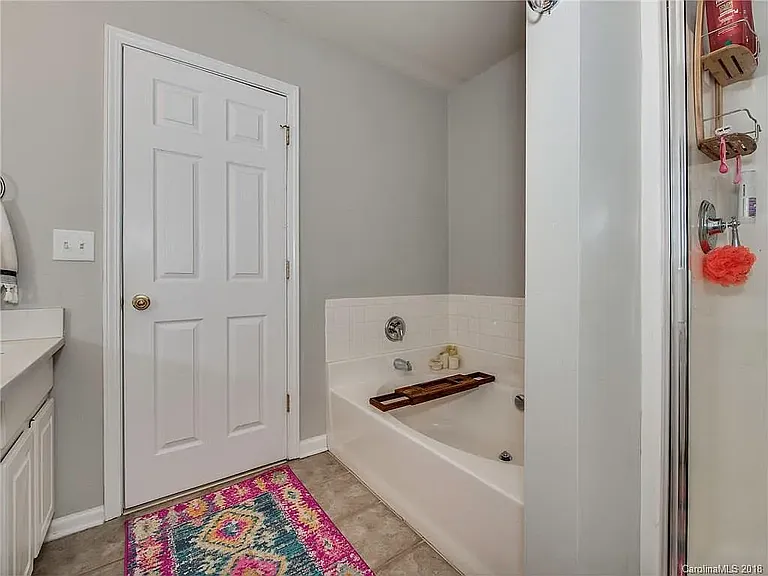 520 Patterson St — Photo 8