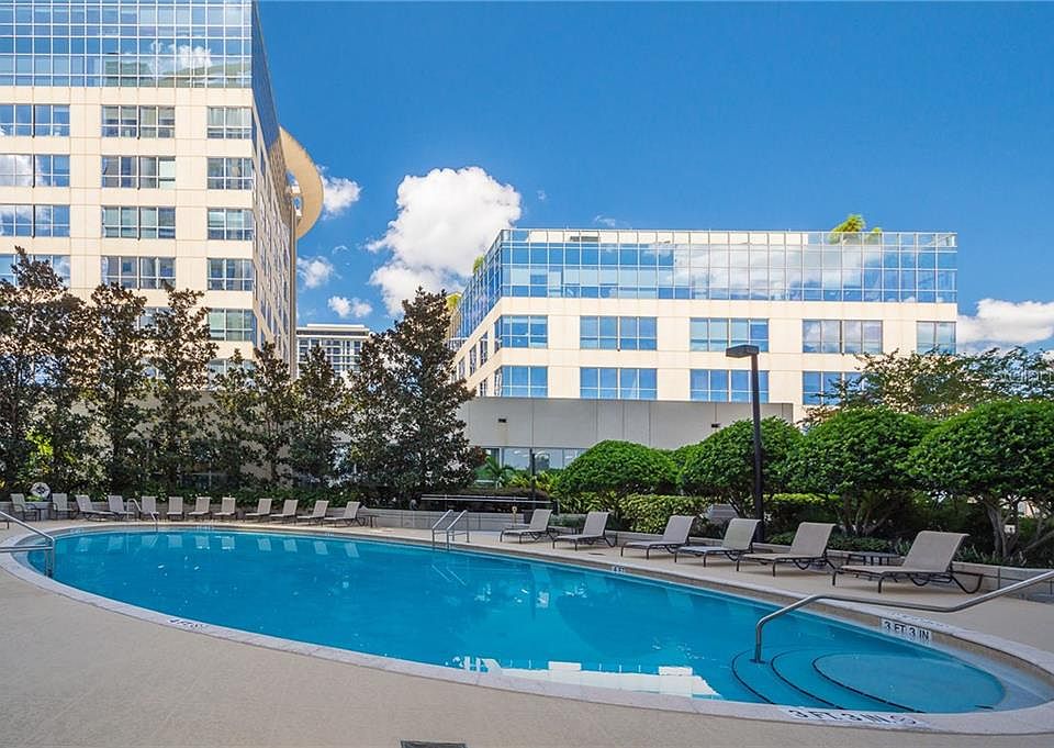 1st image of 155 Court Ave #1001