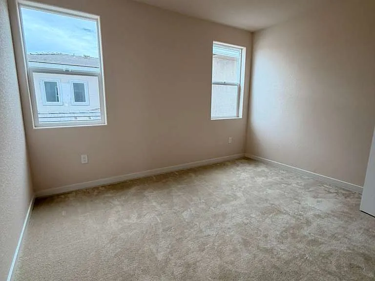 3950 Aura Way — Photo 29
