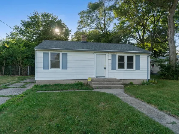 2326 Belden St, Rockford, IL 61101