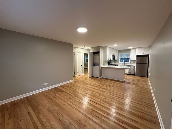 4th image of 2734-50 Lauretta Pl #1S