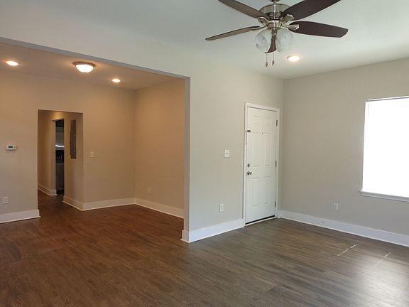 5th image of 1400 Hampton Blvd #3L