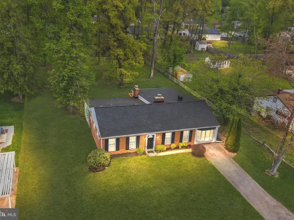 1308 Adams Dr, Fort Washington, MD 20744