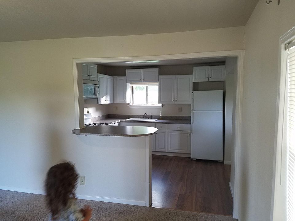 1st image of 421 Perkins Ave