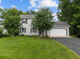 537 E Larrabee St, Omro, WI 54963