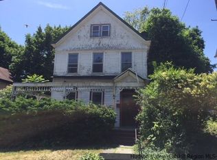 25 Park St, Kingston, NY 12401