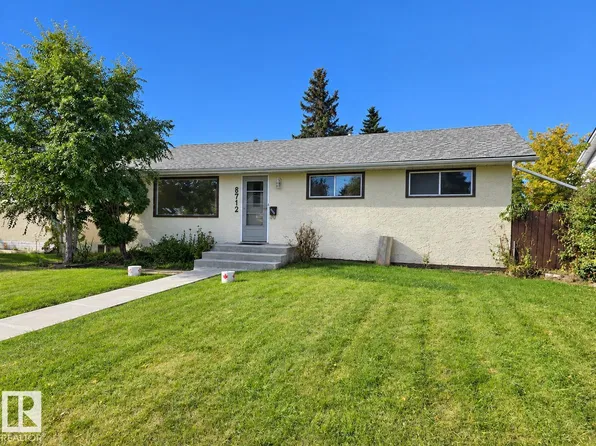 8712 162nd St NW, Edmonton, AB T5R 2M1