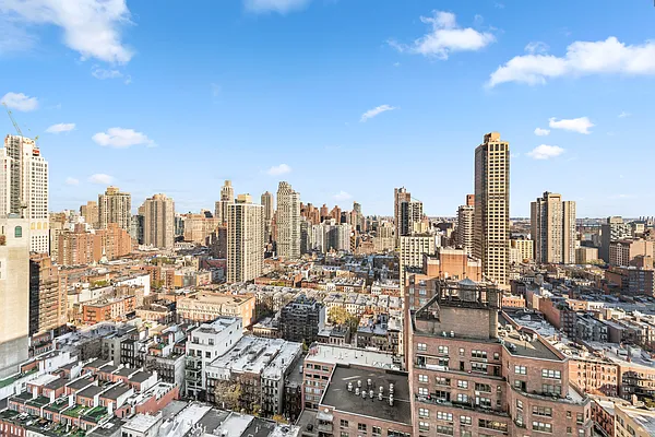 Rented by Keller Williams NYC | media 5