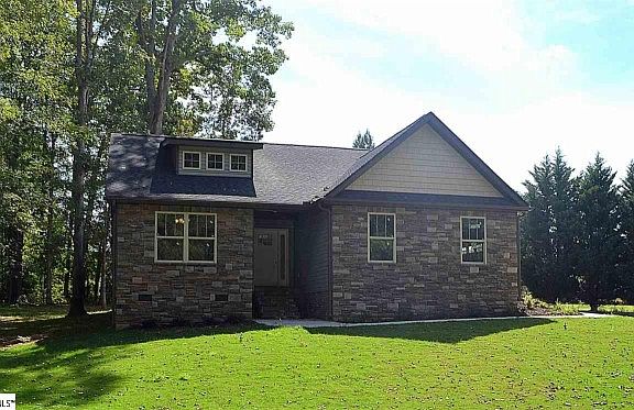 2nd image of 614 Dovetail Ct