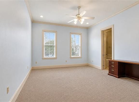 5th image of 1111 Dante St