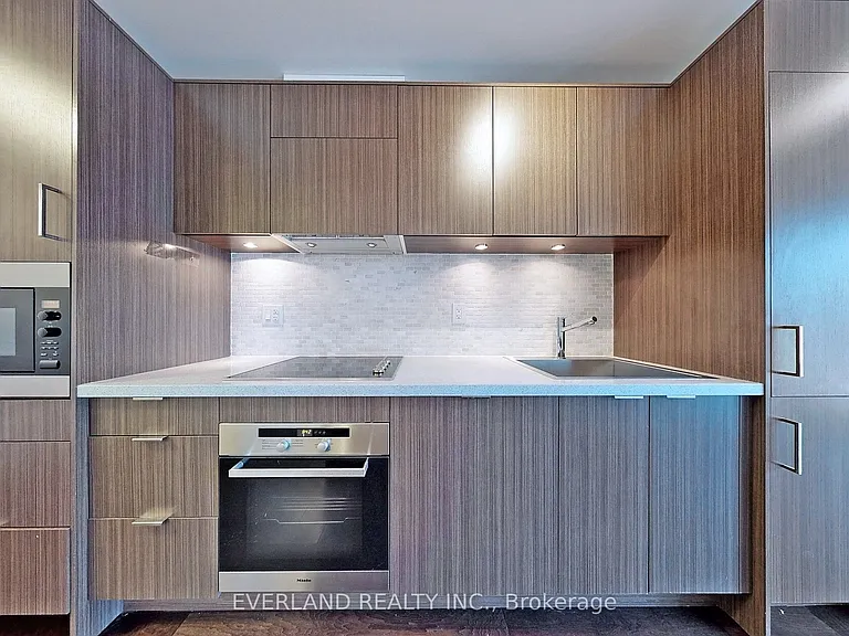 21 Widmer St #1507 — Photo 10