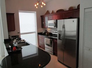 7270 SW 88th St APT B703, Miami, FL 33156