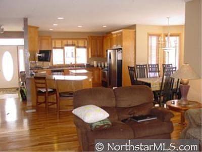 4th image of 17834 Dunkirk St NE