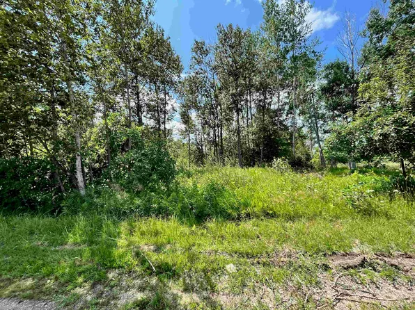 2nd St, Manistique, MI 49854