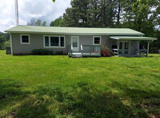 285 Shell Academy Rd, Paris, TN 38242