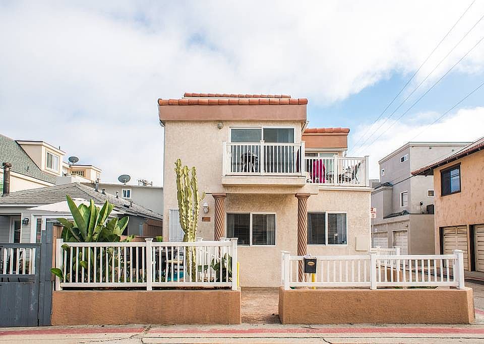1st image of 717 Capistrano Pl